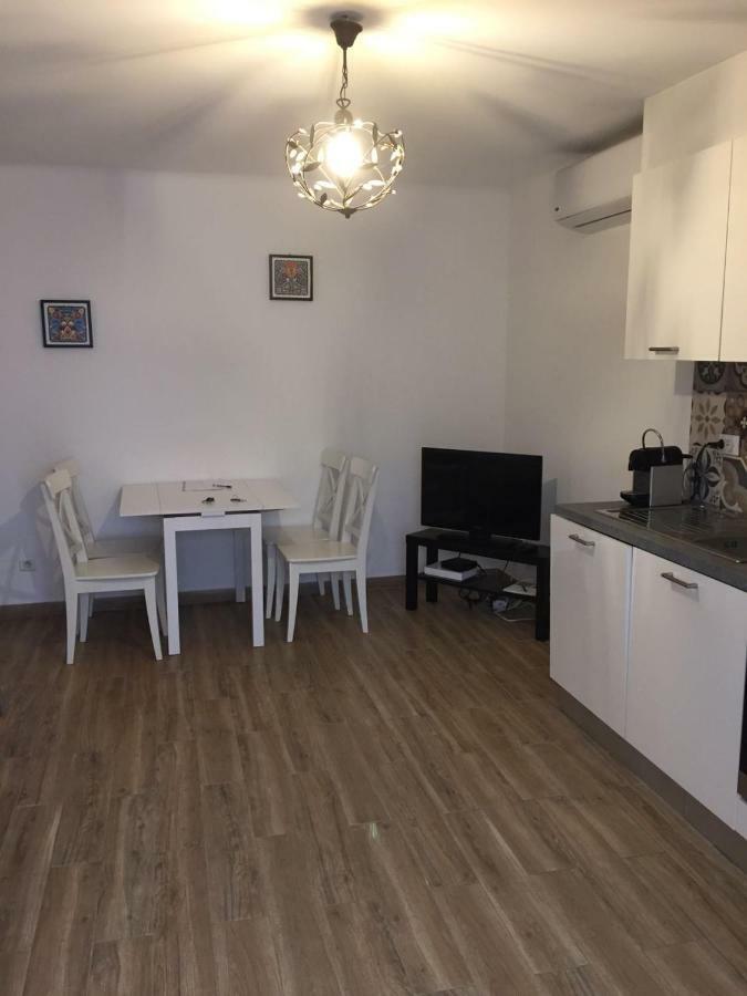 Cosy Poullan, 2-Bedroom Apartment, 200 M From The Beach Nice Luaran gambar
